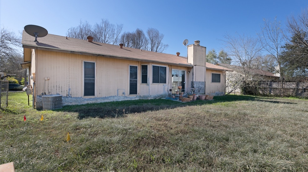 Building Photo - 5207 Tom Stafford Dr