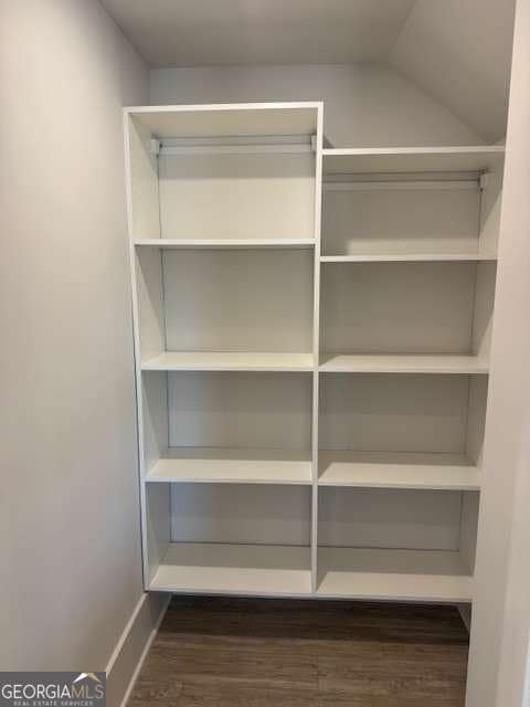 Building Photo - 325 Orchid St