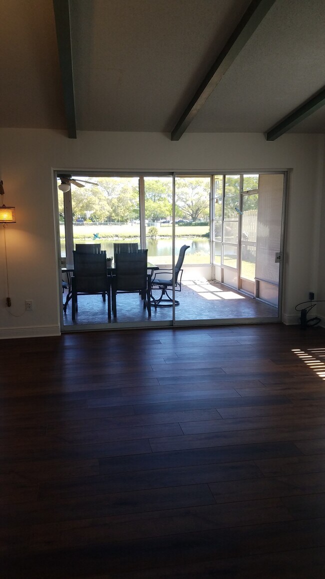 Building Photo - 15 N Neptune Ave