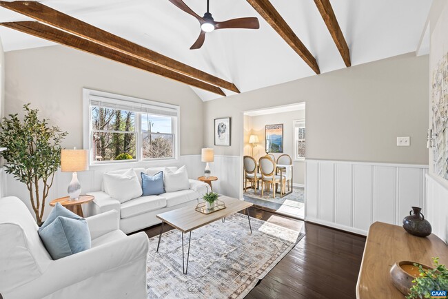 Building Photo - 1407 Vine St