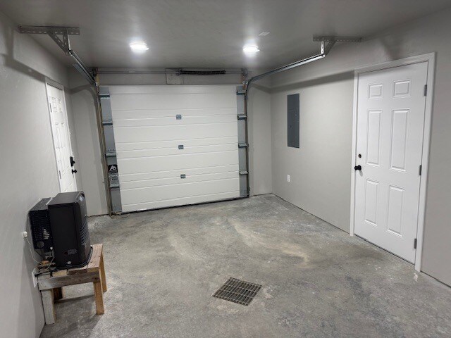 Building Photo - 11629 Blue Sky Dr