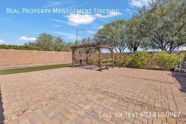Building Photo - 30817 N 25th Dr