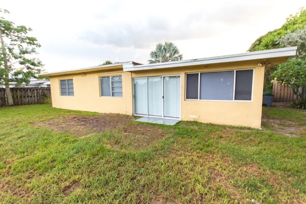 Building Photo - 6900 Cypress Rd
