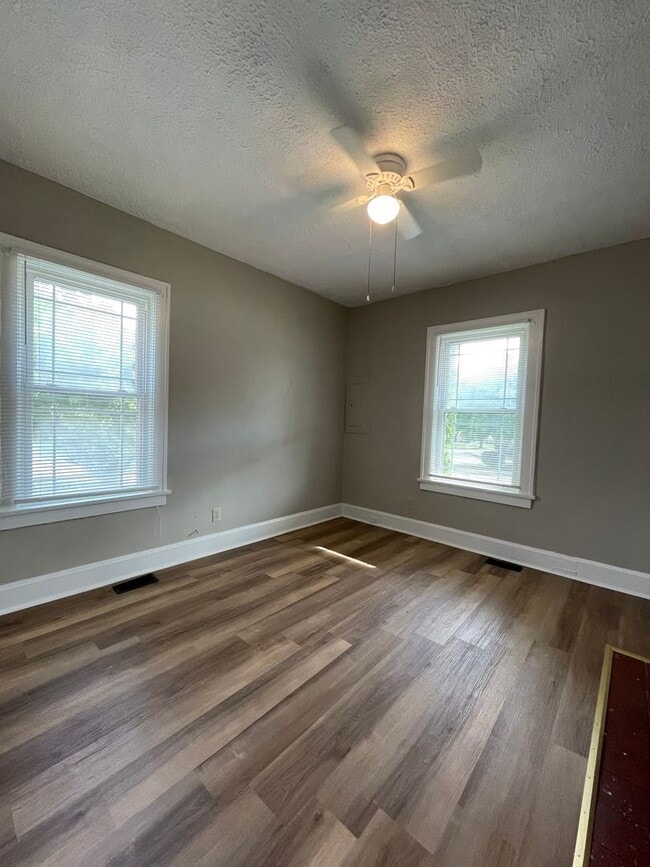 Building Photo - Where the city is your backyard! First Mon...