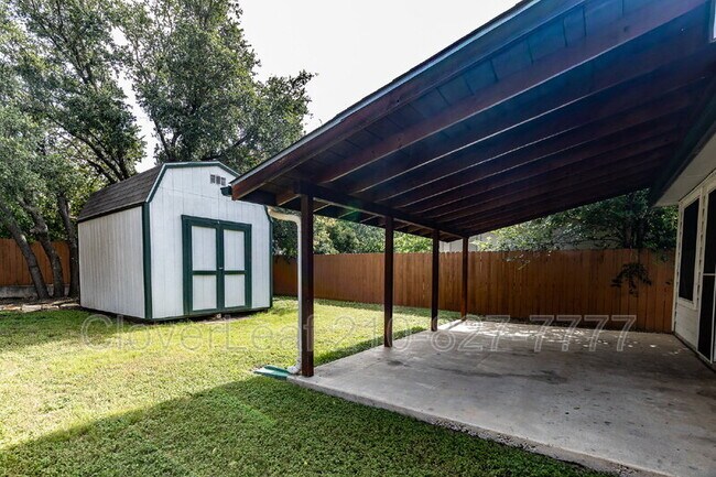 Building Photo - 10343 Lion Chase