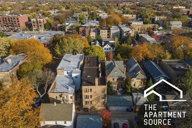 Building Photo - 2131 W Giddings St