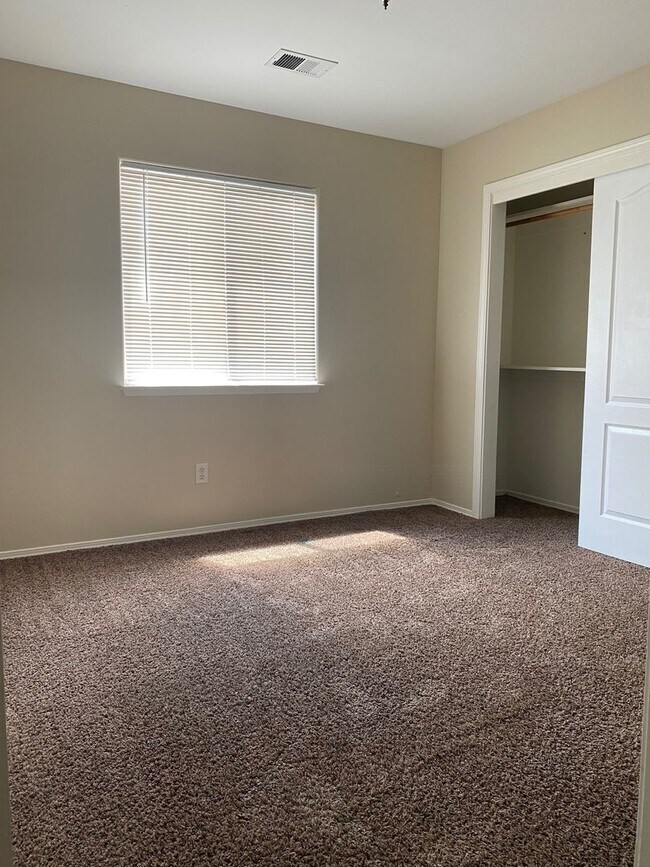 Building Photo - 9604 Lanneau Ct