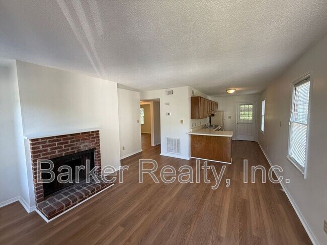 Building Photo - 6112-D Spice Ridge Lane