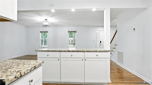 Building Photo - 2930 Brierwood Rd