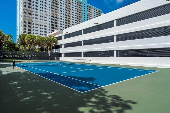 Building Photo - 1201 S Ocean Dr