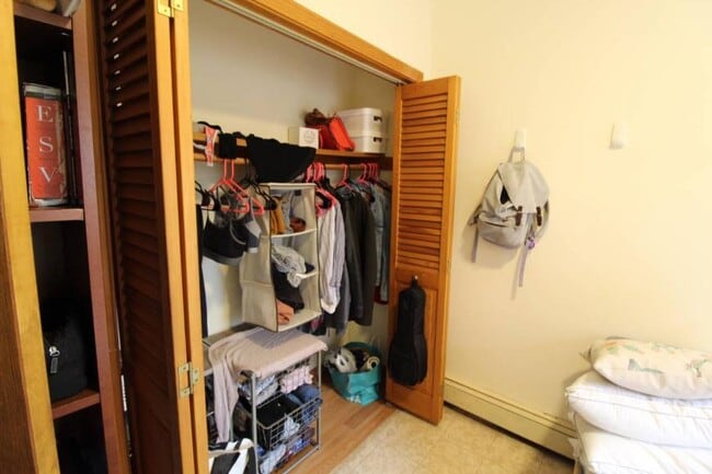 Building Photo - 3.0 bedroom in Cambridge Massachusetts 02139