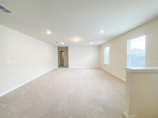 Building Photo - 7208 Oakmoss Loop