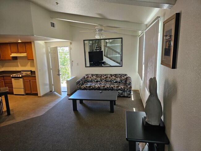 Building Photo - 5600 Boulder Hwy