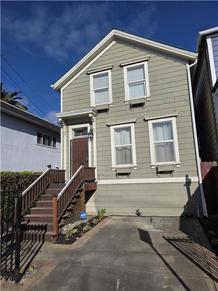 Primary Photo - 828 Wood St