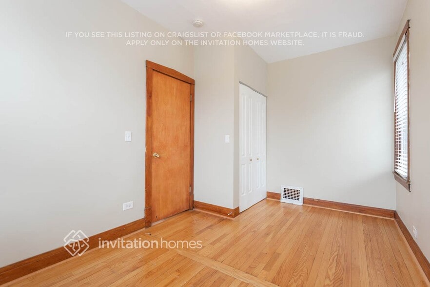 Building Photo - 3820 Wesley Ave