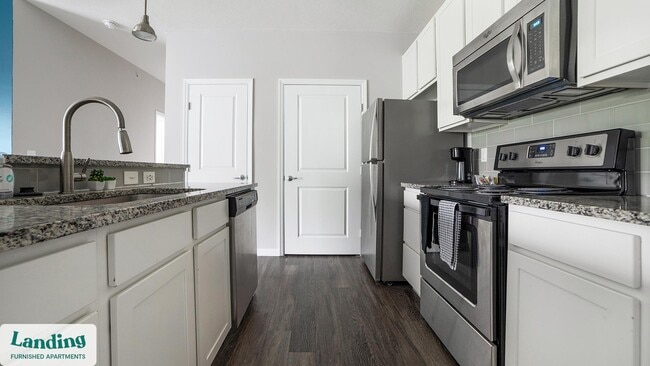 Building Photo - 4664 Kenny Rd