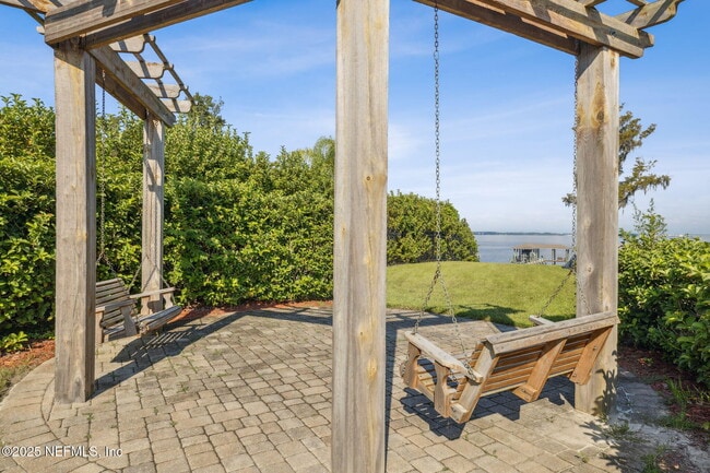 Building Photo - 2719 Chapman Oak Dr