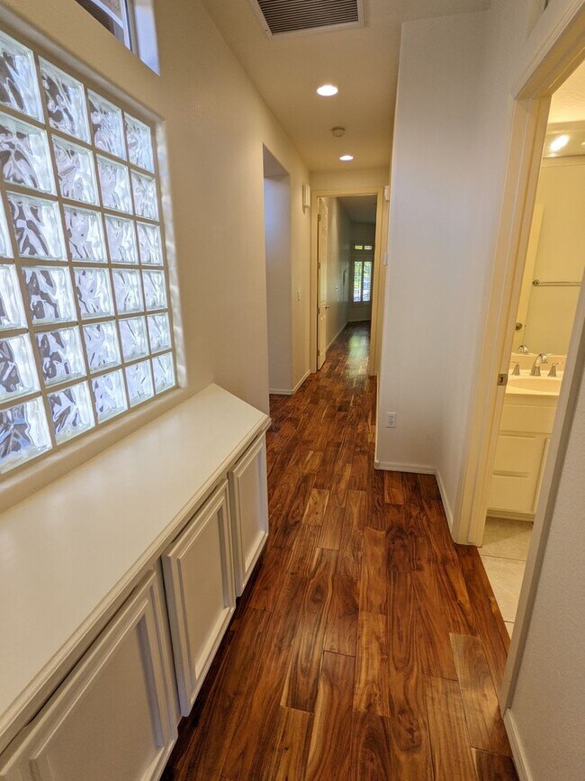 Building Photo - 9361 Fresh Spring Dr