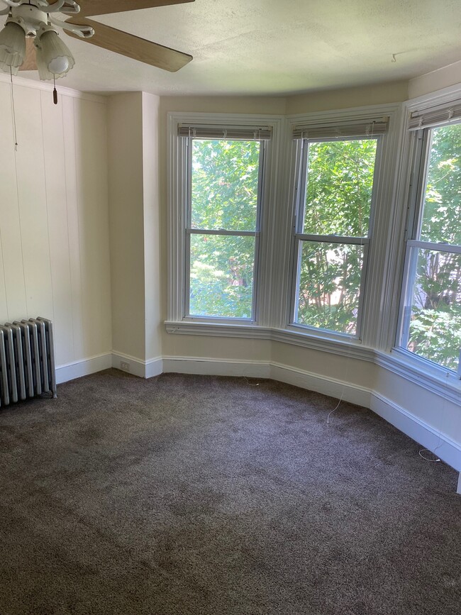 Living room with bay window - 2630 Mount Rd