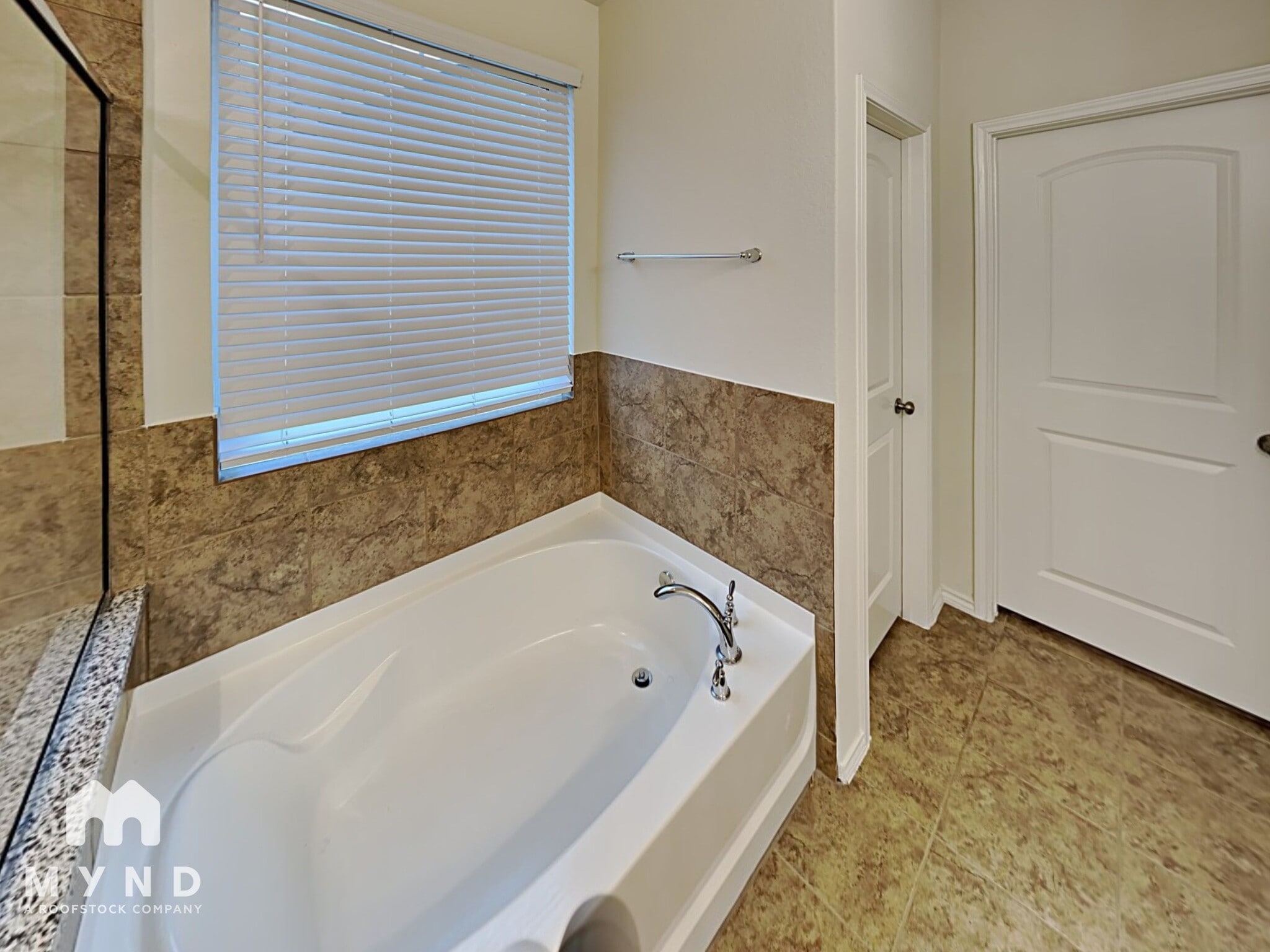 Building Photo - 9023 Canopy Bnd