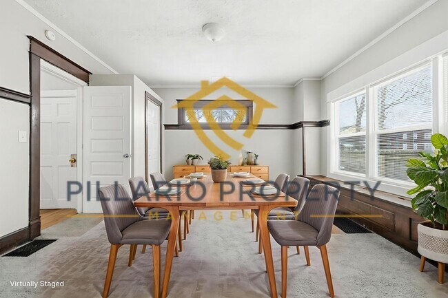 Building Photo - $500 OFF MOVE-IN SPECIAL!!! 4 Bedroom home in Near Downtown Indy! Available Now!