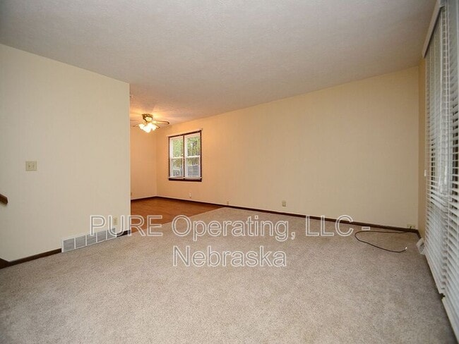 Building Photo - 5723 S 152nd Ave Cir