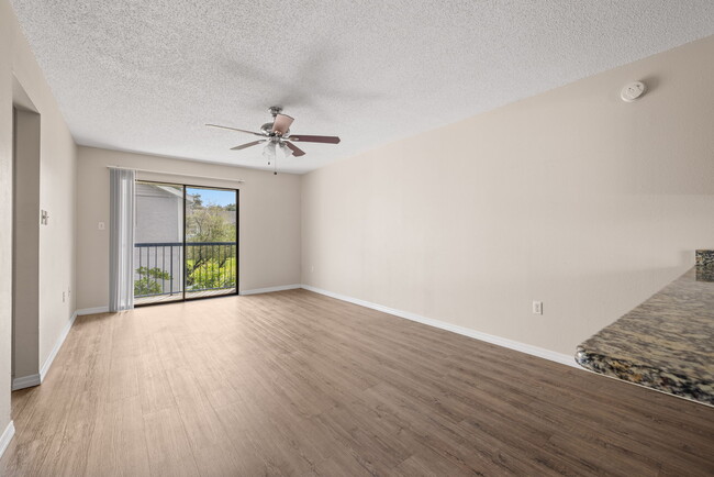 Building Photo - 5046 Terrace Palms Cir