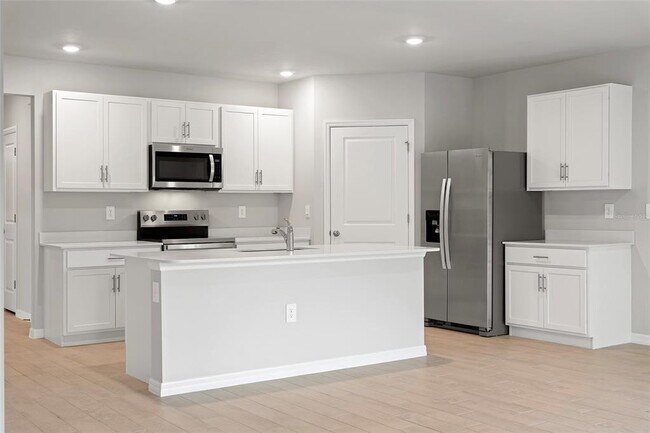 Building Photo - 25222 Cadiz Dr