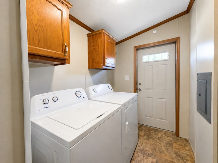 Building Photo - 4238 Daffodil Cir