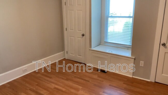 Building Photo - 1621 Mingle Ave