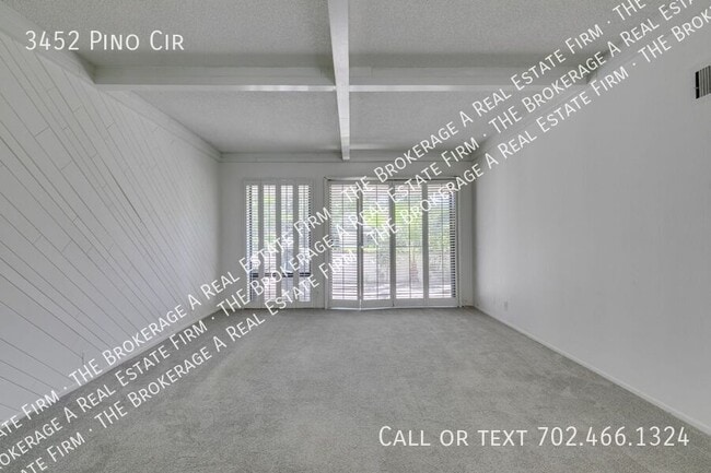 Building Photo - 3452 Pino Cir