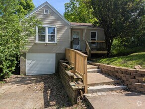 Building Photo - Single Family Charmer in Jennings - Sectio...