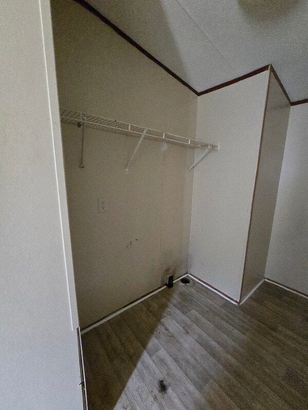 Building Photo - 2502 Cattail Cir