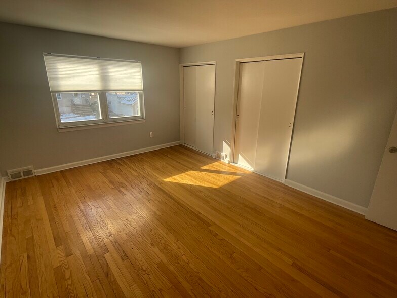 Building Photo - 268 Fort Lee Rd