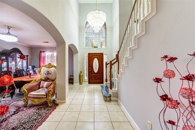 Building Photo - 14710 Kendallbrook Dr