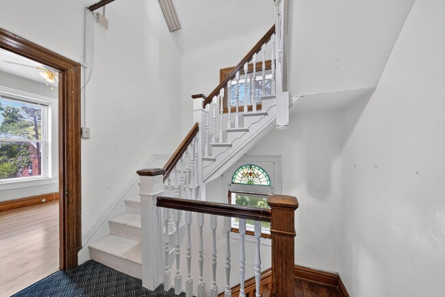 Building Photo - Historic Charm, Modern Comfort & a Killer Location
