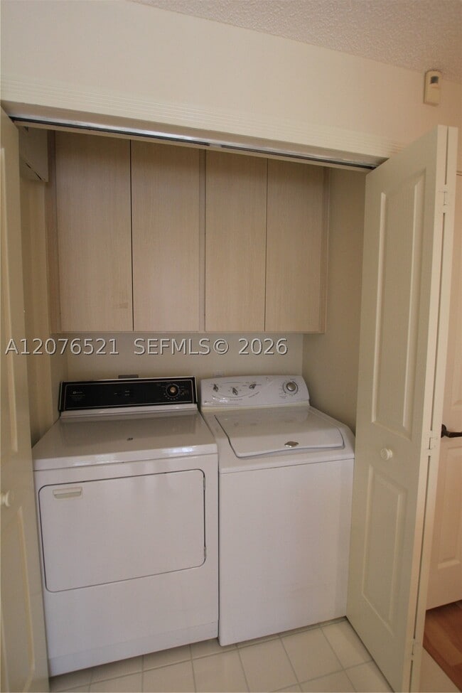 Building Photo - 4802 Water Oak Ct