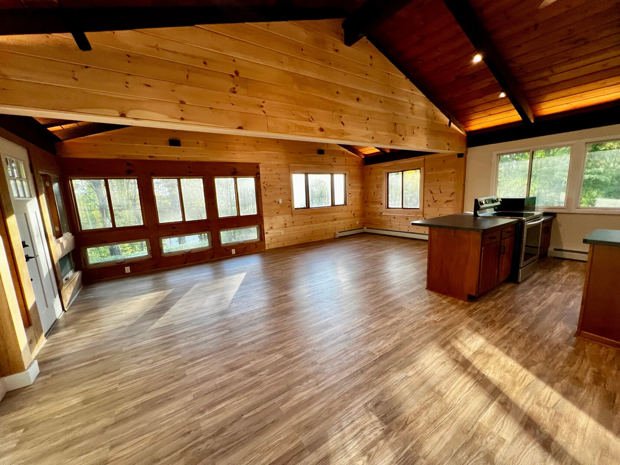 Building Photo - 69 Scenic Dr