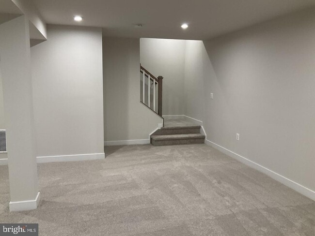 Building Photo - 117 Mountain Path Ln