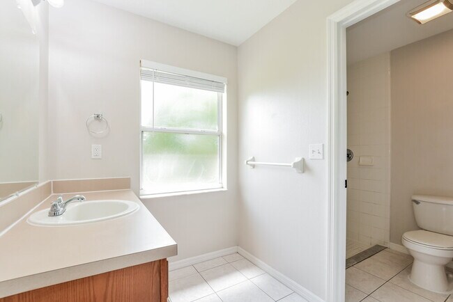 Building Photo - 13318 Caspian Ln