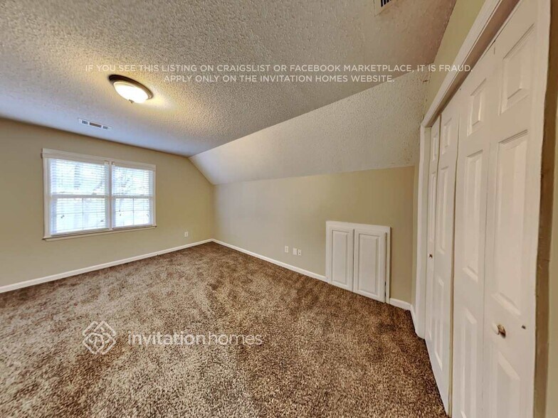 Building Photo - 2014 Amherst Ln SE