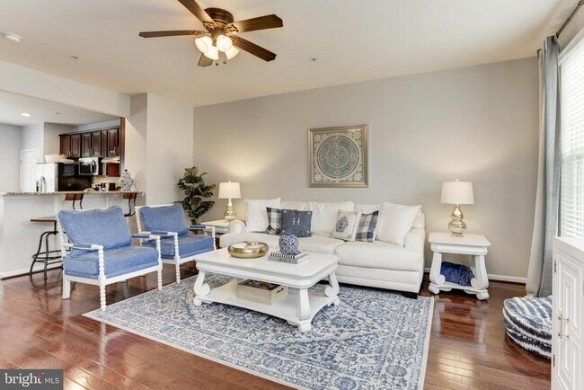 Building Photo - 7359 Matchbox Alley