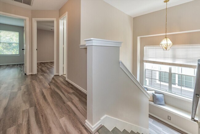Building Photo - 42 Musgrove Pl