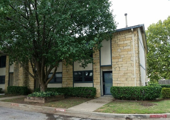 Primary Photo - 5249 Nowata Rd