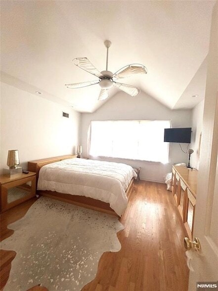 Building Photo - 302 Grand Ridge Dr