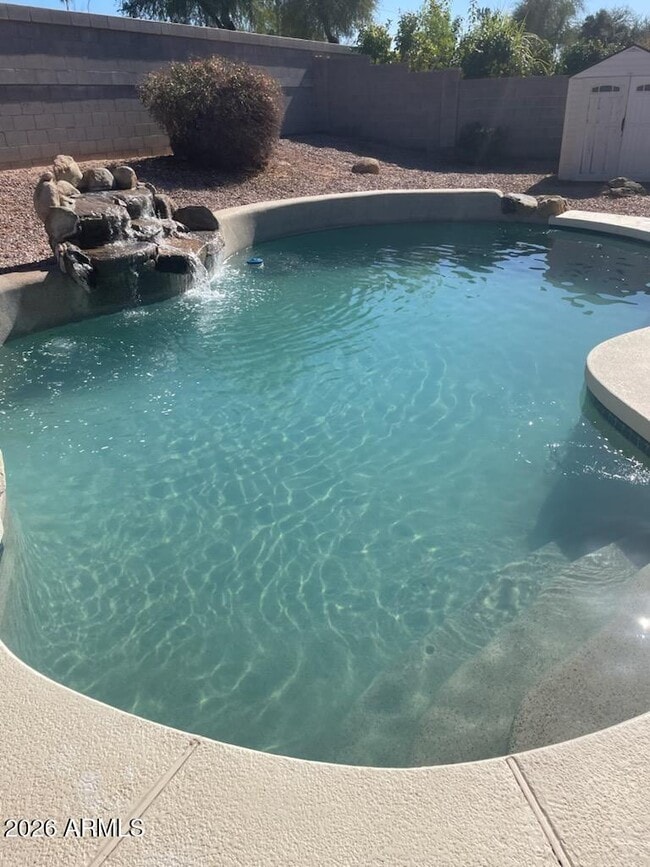 Building Photo - 741 N Soho Pl