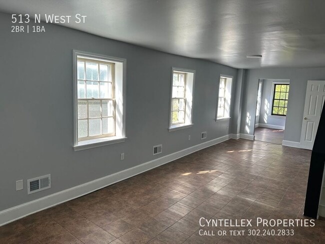 Building Photo - 513 N West St