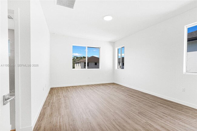 Building Photo - 22431 SW 125th Ave