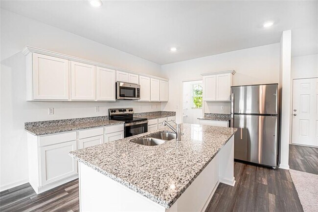 Building Photo - 243 Casteel Ln