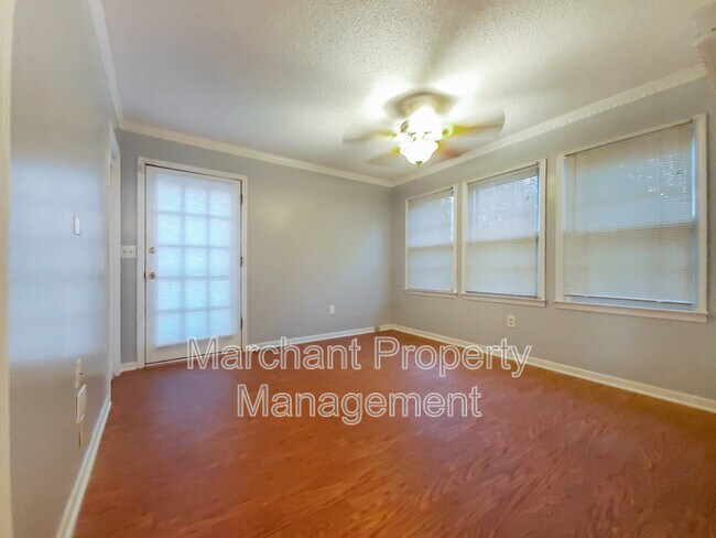 Building Photo - 106 Setters Ct